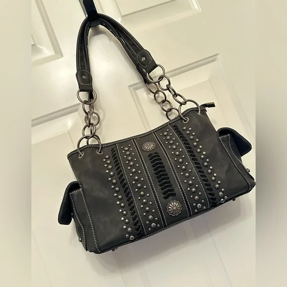 American Bling Studded Concealed Carry Shoulder Bag – Western Style - Picture 15 of 15